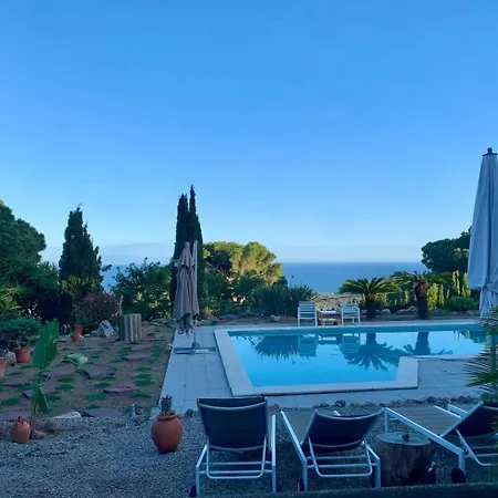 Villa Intimate Family With Big Private Pool & Panoramic Sea View