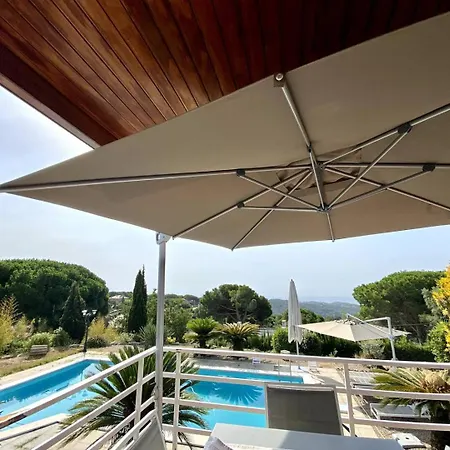 Villa Intimate Family With Big Private Pool & Panoramic Sea View Arenys de Munt