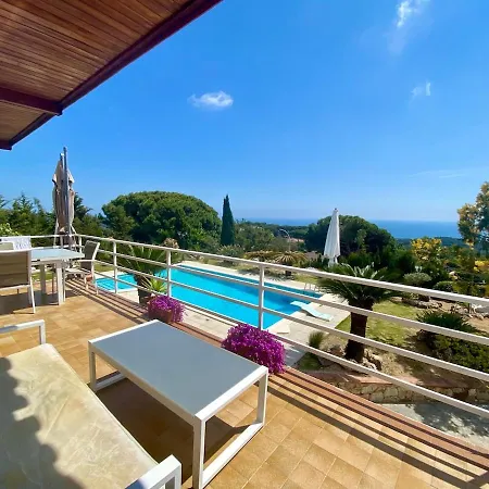 Intimate Family With Big Private Pool & Panoramic Sea View * Arenys de Munt