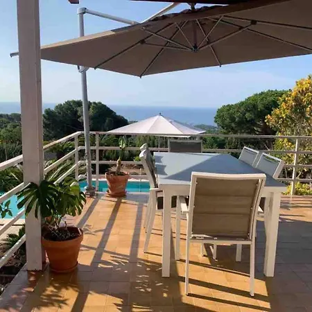 Villa Intimate Family With Big Private Pool & Panoramic Sea View Arenys de Munt